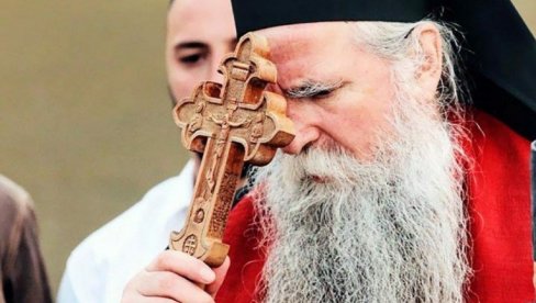 NASTAVAK TRADICIJE: Mitropolit Joanikije služio danas u Sretenjskom manastiru u Moskvi
