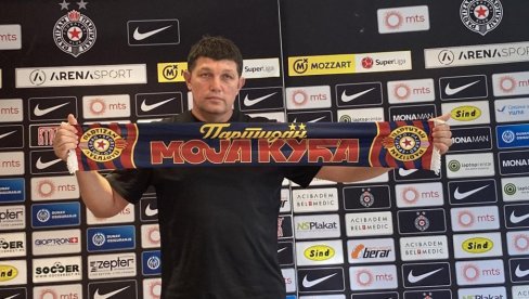 TEŠKA JE SITUACIJA! Gordan Petrić preuzeo Partizan: Ne mogu da izmišljam toplu vodu, od igrača ću najpre tražiti jednu stvar (FOTO/VIDEO)