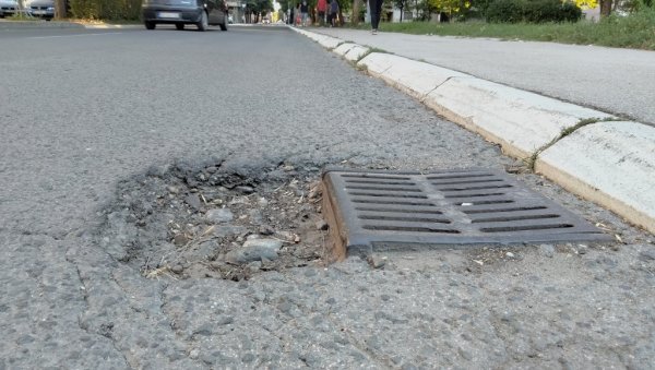 АПЛИКАЦИЈА ЗА УДАРНЕ РУПЕ: Обнављање саобраћајне инфраструктуре у Краљеву