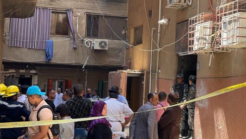 DESETINE MRTVIH U STAMPEDU POSLE POŽARA: Tragedija u Koptskoj crkvi Abo Sefein (Sveti Merkurije) u gradiću Giza nedaleko od Kaira