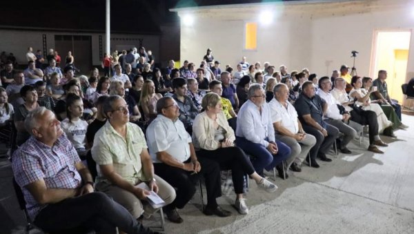 „ДАНИ КУШТИЉА“ У ЗНАКУ ЈУБИЛЕЈА: Обележили 140 година позоришног живота у селу