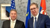 VAŽNI RAZGOVORI U BRISELU: Vučić se sastao sa Eskobarom