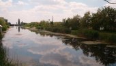 SERIJAL NOVOSTI (4):PLAĆAJU ZA KANALE KOJE SLABO ČISTE - Poljoprivrednici u Srbiji traže da budu oslobođeni takse za odvodnjavanje zbog suše