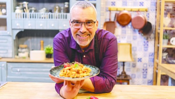 ЖИВОТ НА СЕЛУ ЈЕ МОЈА НОВА ЏИНОВСКА АВАНТУРА: Ненад Гладић - Лепи Брка, о новој сезони ауторске емисије Домаћинске приче