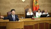 KRAH VLADE PONOVO MAFIJI OTVARA PUT: Crna Gora u dubokoj političkoj krizi dan nakon izglasavanja nepoverenja kabinetu Dritana Abazovića