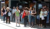 RED VOŽNJE PO ŠPICU IZ 80-IH: Na autobuskim stanicama u Beogradu gužve oko 17.00 sati svakodnevna pojava