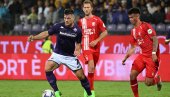 LUKA JOVIĆ BESAN PSOVAO NA PUTU KA KLUPI: Fiorentina samo do boda protiv velikog rivala, ni igrač više ne pomaže Violi