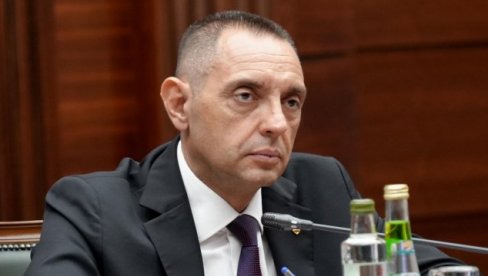 ВУЛИН: Мене нису постројавали нижи НАТО официри, а Поноша јесу - за српског официра веће срамоте нема