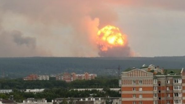 ПОЖАР БЛИЗУ МОСКВЕ: Ватрена стихија у региону Рјазањ