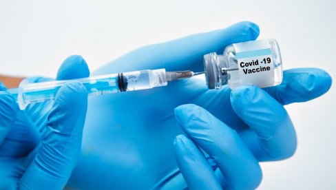 ОДОБРЕЊЕ ЕУ ДО ОКТОБРА: Велика Британија дала зелено светло за бивалентну вакцину против короне