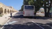 SRPKINJA POGINULA NA MALTI: Devojka (23) koju je udario autobus preminula u bolnici od zadobijenih povreda (FOTO)