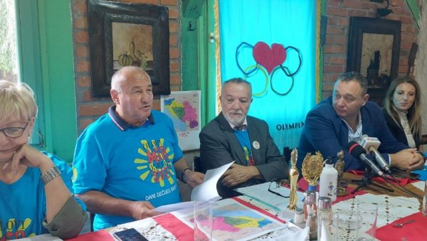 У ЗНАКУ И МЕДА И МЛЕКА: Данас Дани дечјег риболова на Дрини код Бање Ковиљаче