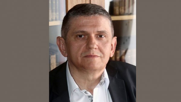 СВА ЈЕ ПРИЛИКА ДА СЕ НАШОЈ ЦИВИЛИЗАЦИЈИ БЛИЖИ КРАЈ: Мирослав Алексић песник, лауреат Драинчеве награде