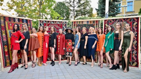 KANDIDUJU ĆILIM ZA UNESKO: U Pirotu je izložbom i modnom revijom na maloj sceni okončan trodnevni festival koji slavi čuvenu prostirku