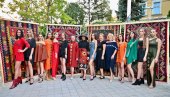 KANDIDUJU ĆILIM ZA UNESKO: U Pirotu je izložbom i modnom revijom na maloj sceni okončan trodnevni festival koji slavi čuvenu prostirku