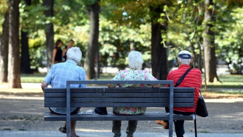 ЈЕДВА ДОЧЕКАЛИ МЕСТО ЗА ДРУЖЕЊЕ: Просторије за пензионере у Обреновцу уређене после 50 година