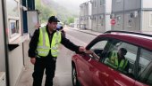 NA JARINJU MIRNO, POJAČANO PRISUSTVO KFORA: Počela primena sporazuma o ličnim dokumentima (FOTO/VIDEO)