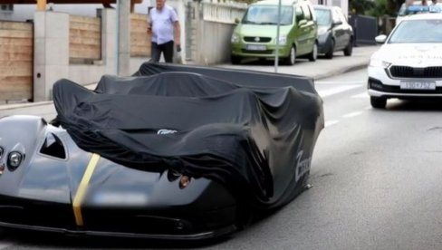 СЛУЧАЈ О КОЈЕМ БРУЈИ РЕГИОН: Аутомобил вредан 15 милиона евра разбијен у Загребу (ВИДЕО)