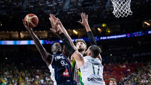 ДЕРБИ ОПРАВДАО ОЧЕКИВАЊА: Невероватна утакмица Литваније и Француске на Евробаскету