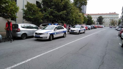 UŠLI SU I KRENULI PRAVO NA MENE: Advokat Luka Nikolić o napadu na njega i brata u restoranu