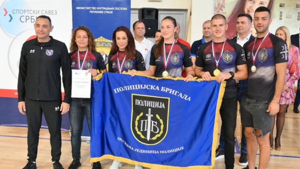 СПОРТ У ПОЛИЦИЈИ У Врњачкој Бањи успешно завршена акција, присуствовао и министар Вулин (ФОТО)
