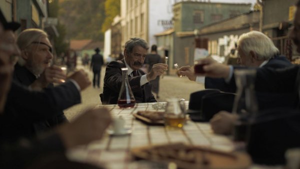 ЗЛАТНО ДОБА ЛЕСКОВЦА: Нова домаћа серија, у режији Петра Ристовског, од 3. септембра