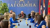 DRAGAN MARKOVIĆ PALMA: Najviša priznanja grada za ženski RK Jagodina