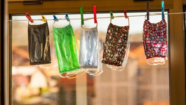 ДОК МАСКЕ НИСУ ПАЛЕ: Лауреати фото-конкурса у Врању Нишлије