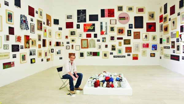 ШТА ЈЕ АВАНГАРДНИ УМЕТНИК? Ретроспектива Раше Тодосијевића Сутра је понедељак у Музеју савремене уметности Војводине