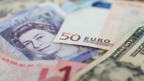 ОВЕ НОВЧАНИЦЕ ВАЖИЋЕ ЈОШ СЕДАМ ДАНА: Велика Британија подсетила грађане да под хитно размене новац