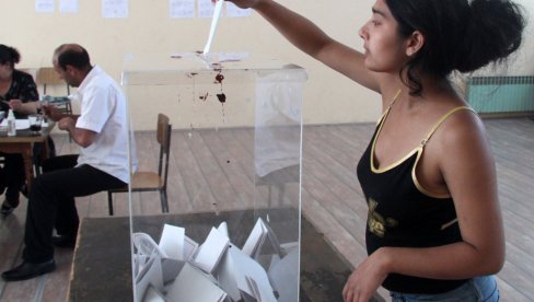 IZBORI ZA NACIONALNE SAVETE ZAKAZANI ZA 13. NOVEMBAR: RIK proglasio prvu izbornu listu
