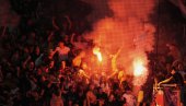 HAOS U BEČU: Srpski navijači divljali na rukometnoj utakmici, oglasio se i Tači