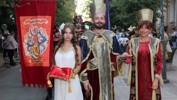 ОЖИВЕО ЧУВЕНИ ДЕСПОТОВ ДВОР: Овог викенда, у част вина и грожђа, одржава се 135. по реду Смедеревска јесен