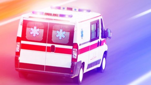 POVREĐENA TRUDNICA NA BANOVOM BRDU: Nakon saobraćajne nesreće, hitno prevezena na Urgentni centar