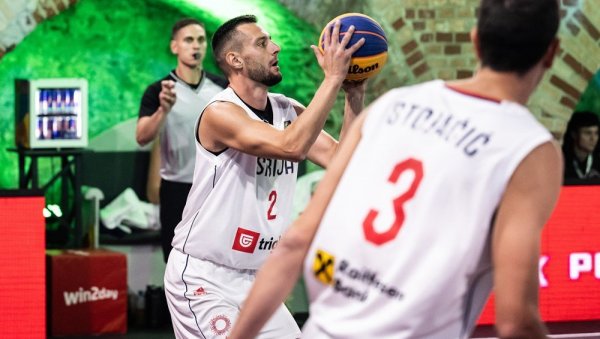 ГАЗЕ РЕДОМ: Баскеташи Србије у полуфиналу Европског првенства