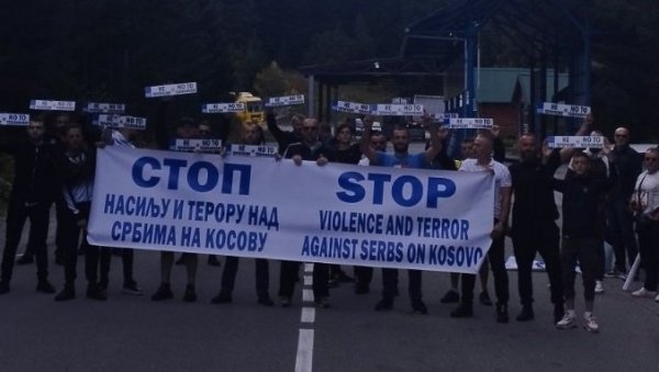 СТОП НАСИЉУ И ТЕРОРУ НАД СРБИМА: Подгоричани блокирали прелаз са лажном државом и послали јасну поруку Приштини