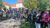 VELIKO INTERESOVANJE NOVINARA ZA VUČIĆEVO OBRAĆANJE: Predsednik Srbije privukao pažnju reportera u Kranju (FOTO)