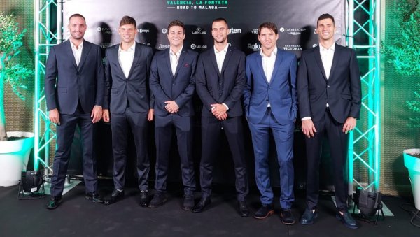 СРБИЈА ОДУШЕВИЛА РИВАЛЕ: Ево шта су наши тенисери поклонили противницима