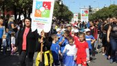 ПАРАДА МЛАДОСТИ НА ЦРНИЦИ: Дечји карневал поводом Дана Параћина