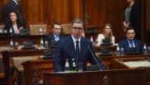 SIMULTANKA U SKUPŠTINI: Vučić deset sati bez pauze odgovara na pitanja poslanika