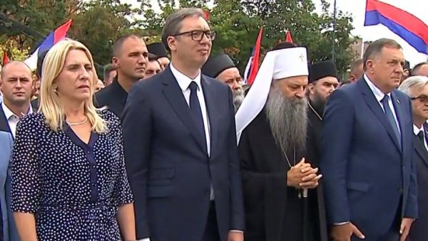 (LIVE) DAY OF SERBIAN UNITY, FREEDOM AND FLAG: People gathered in large numbers to welcome the president (PHOTO)