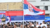 SRBIJA I SRPSKA OBELEŽILE DAN SRPSKOG JEDINSTVA, SLOBODE I ZASTAVE: Vučić i Porfirije prisustvovali svečanosti u Bijeljini (FOTO)