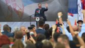 OBELEŽEN DAN SRPSKOG JEDINSTVA, SLOBODE I ZASTAVE: Vučić poručio - Mir i sloboda čuvaju se samo pod jednom zastavom (FOTO)