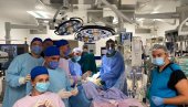 PRVA HIBRIDNA PROCEDURA U NAŠOJ ZEMLJI: Pacijentu uporedo uradili dve operacije u institutu Dedinje