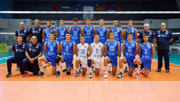 ОРЛИЋИ НЕ ОБЕЋАВАЈУ МЕДАЉУ: Почиње јуниорско Европско првенство у одбојци