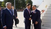 ОРБАН СТИГАО У СРБИЈУ: На аеродрому га дочекао министар Синиша Мали (ФОТО)