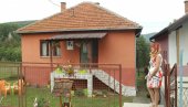 SELA NAPUNILA DEČJA GRAJA: Rekordno interesovanje za program dodele novca mladima za kupovinu napuštenih kuća širom Srbije