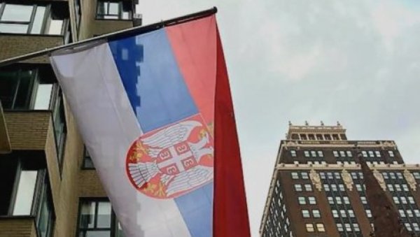 SERBIAN FLAG IN NEW YORK: President Vučić posted a picture from America (PHOTO)