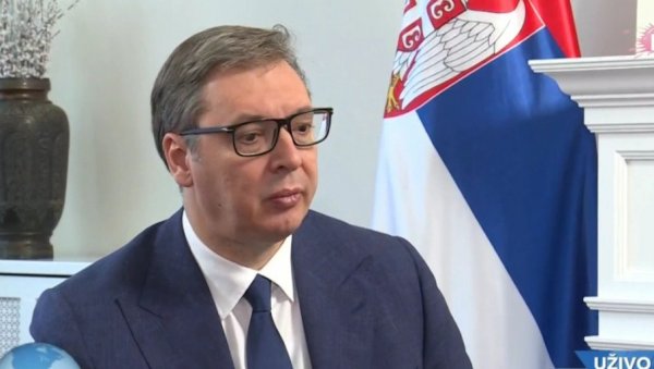 (LIVE) VUCIC FROM NEW YORK: The President addresses the citizens