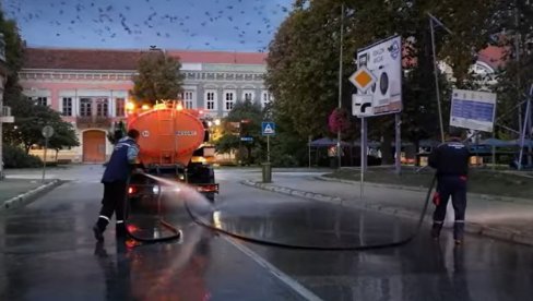 ODNELI 12 TONA SMEĆA: Vršački komunalci očisti grad posle Dana berbe grožđa (FOTO)